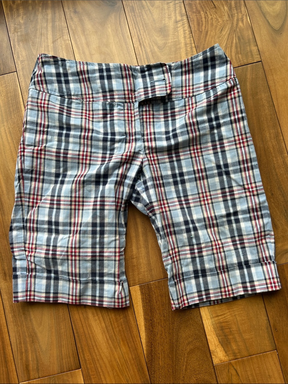 Plaid Mid-Length Shorts in Navy, Light Blue & Red